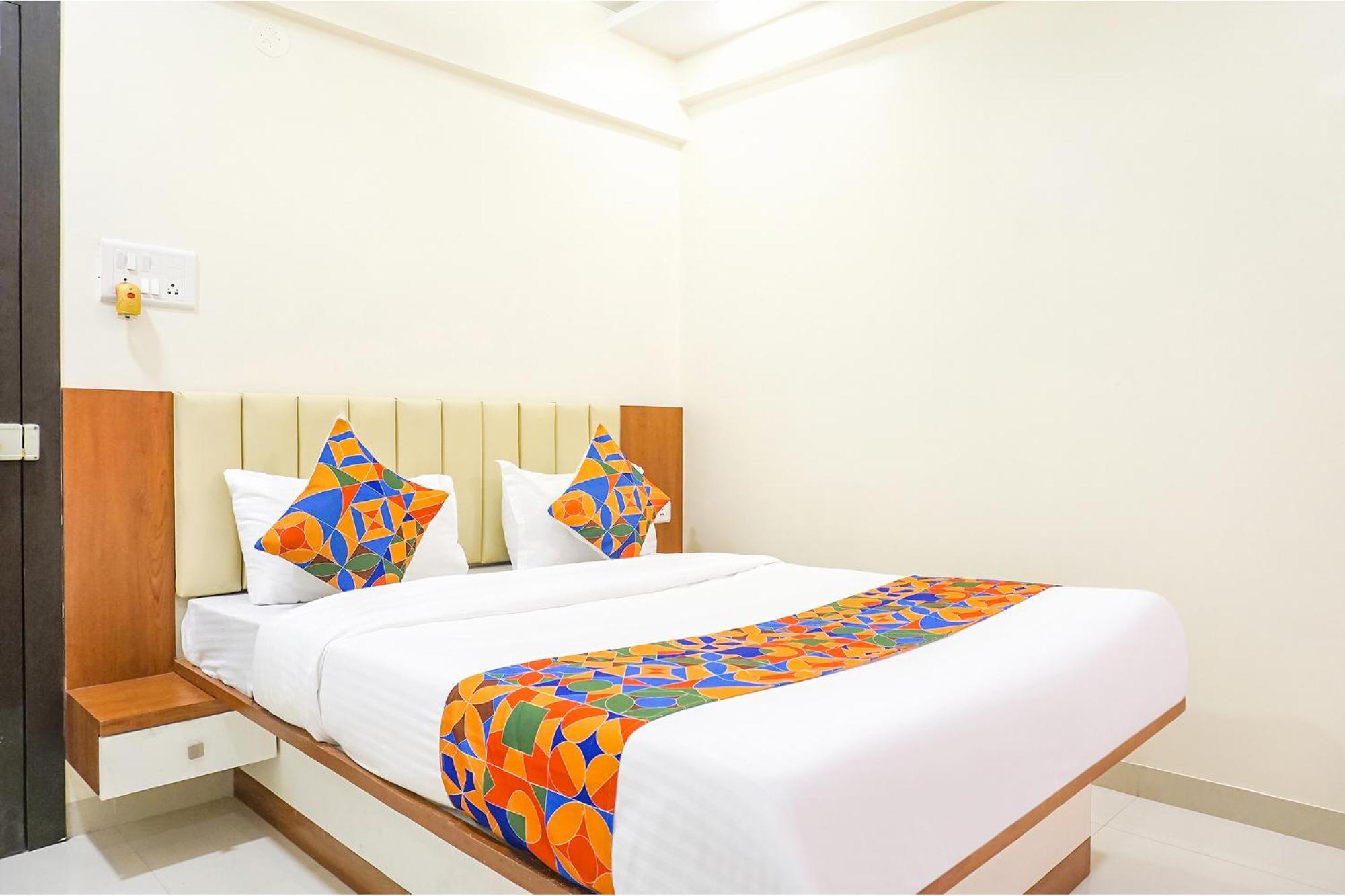 Fabhotel Majestic Luxurious - Nr Rajaram Bhiku Pathare Stadium بونة المظهر الخارجي الصورة