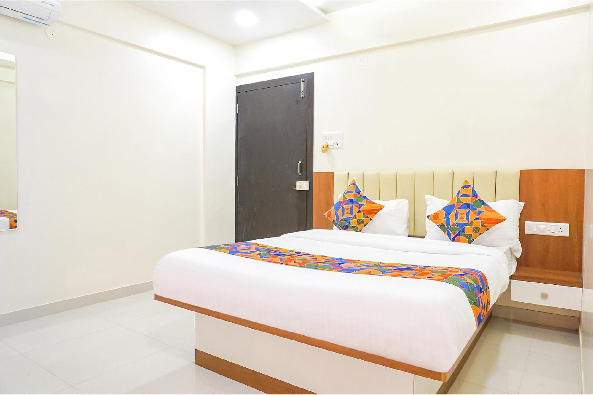 Fabhotel Majestic Luxurious - Nr Rajaram Bhiku Pathare Stadium بونة المظهر الخارجي الصورة