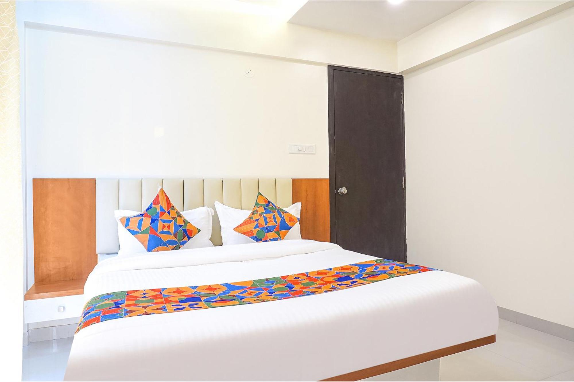 Fabhotel Majestic Luxurious - Nr Rajaram Bhiku Pathare Stadium بونة المظهر الخارجي الصورة